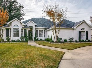 6 Winding Creek Ct, Trophy Club, TX 76262