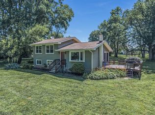 106 Oak Summit Rd, Kingwood Twp., NJ 08825