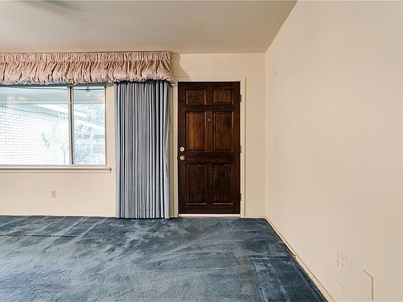 4th image of 6125 Costen Ln