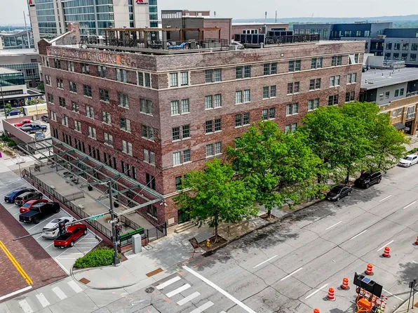 1024 Dodge St APT 402, Omaha, NE 68102