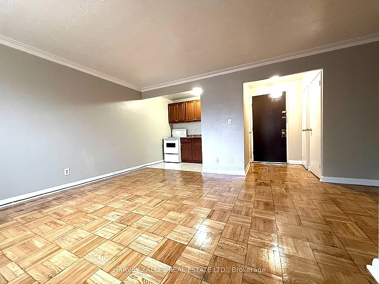 1490 Eglinton Ave W #407 — Photo 2