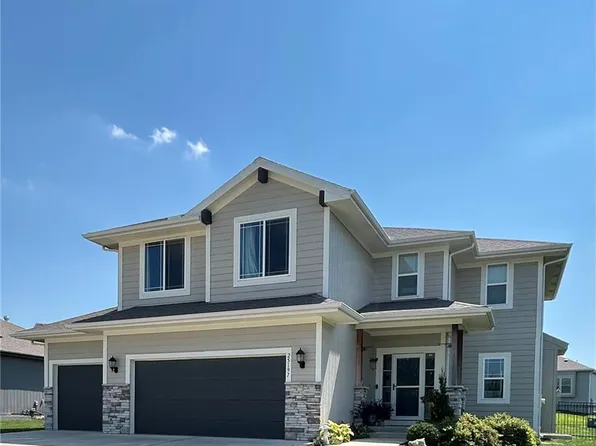25197 W 147th Ct, Olathe, KS 66061