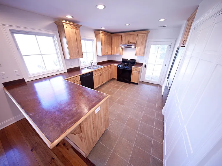 2022 Wappoo Hall Rd #2A — Photo 4
