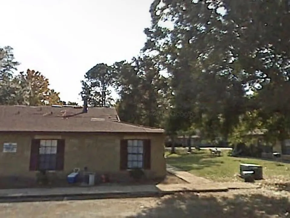 2525 NW 62nd Pl