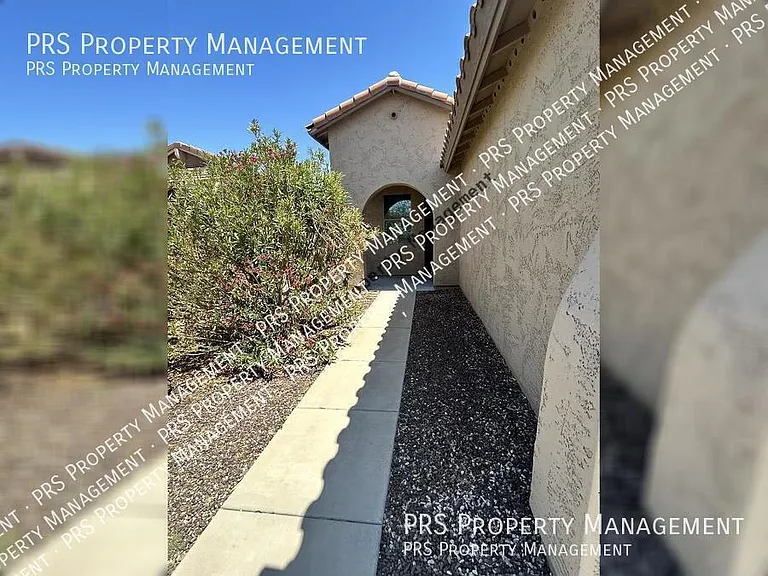 2306 W Kristina Ave — Photo 2