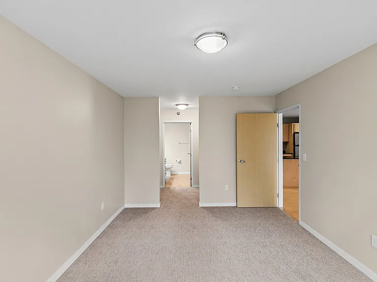 Elevate your lifestyle at Overlook Ridge, where modern amenities meet scenic views. Our spacious layouts and stylish interiors cater to your every need. Explore available units today and find your perfect home!