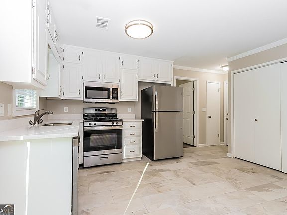5th image of 120 Middling Ln