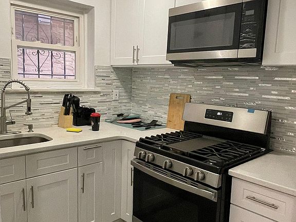 3rd image of 4414 Baychester Ave APT 1