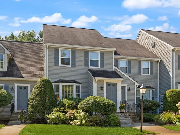 66 Village St Unit 66, South Easton, MA 02375