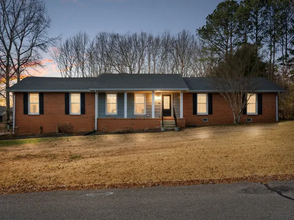 127 Sam Davis Dr, Springfield, TN 37172