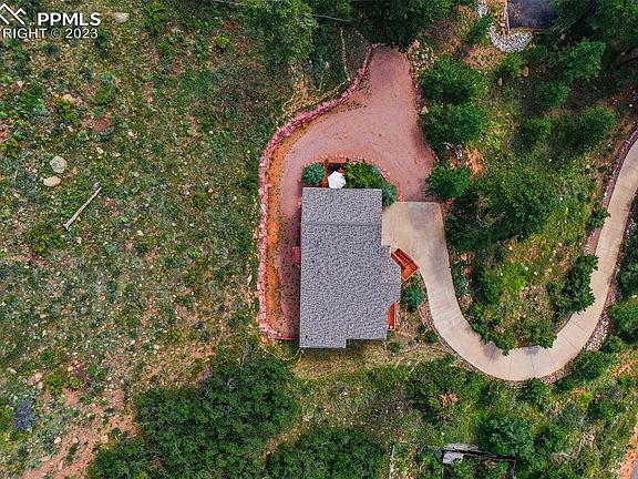 4th image of 1240 Ponderosa Way