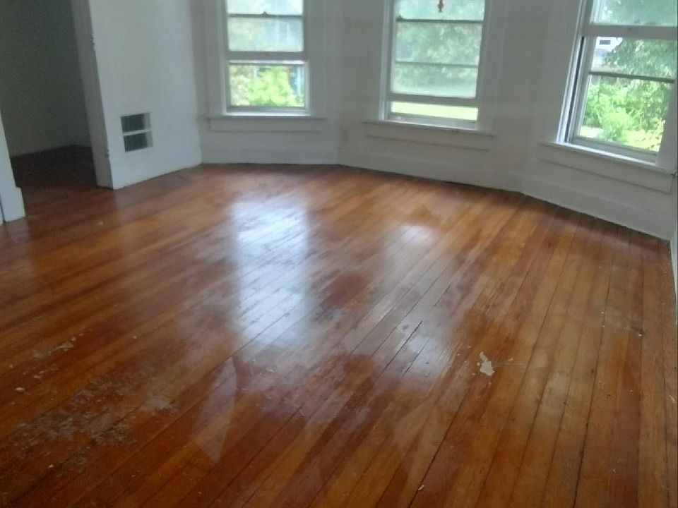 1st image of 93 Fountain Ave #93
