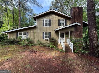 227 W Lakeview Dr, Lagrange, GA 30240