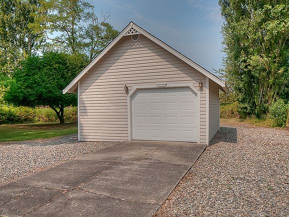 5th image of 3223 92nd St E