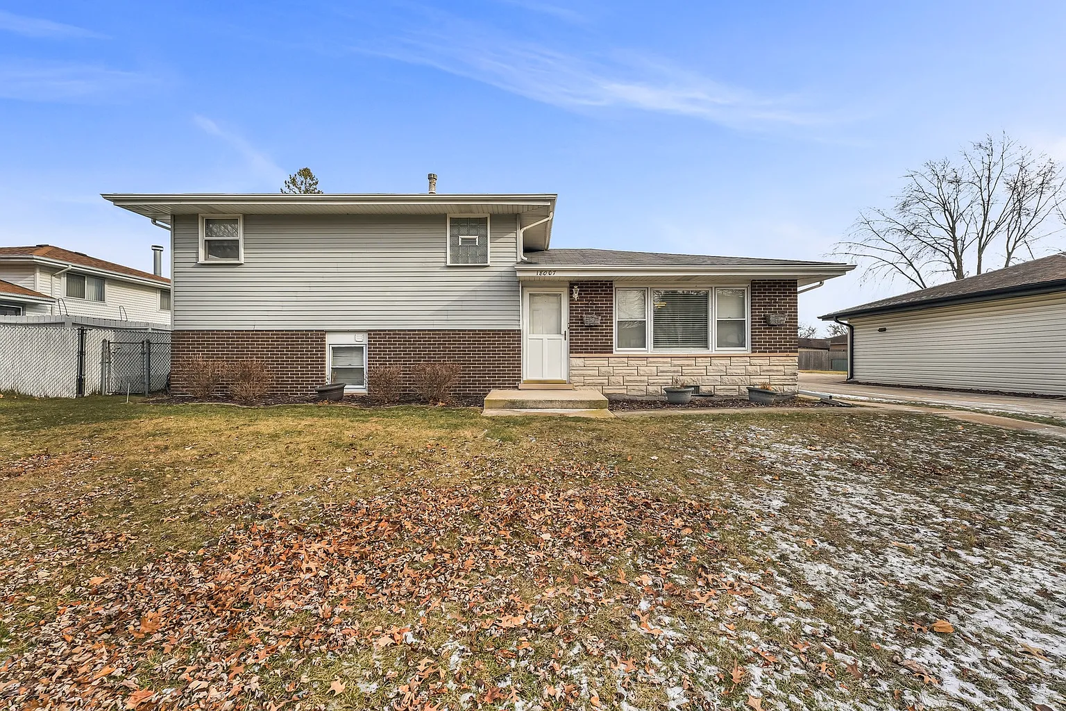 18007 66th Ct photo 1