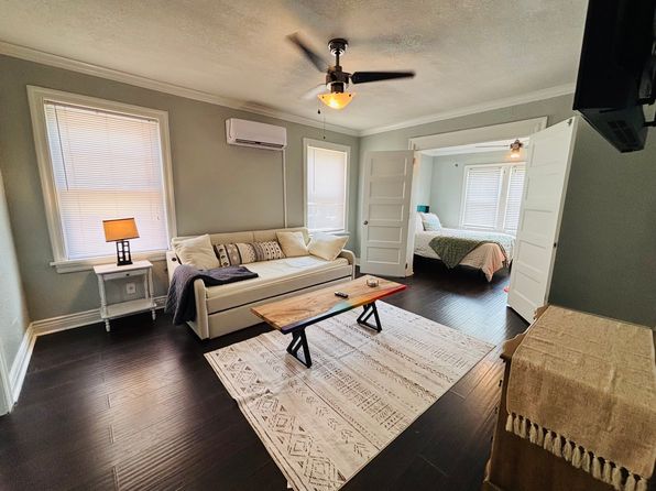 717 E Culbertson Dr #A