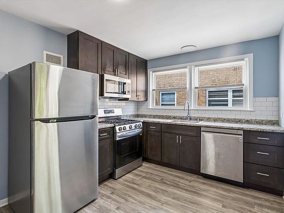 4th image of 9116 Keating Ave #2B