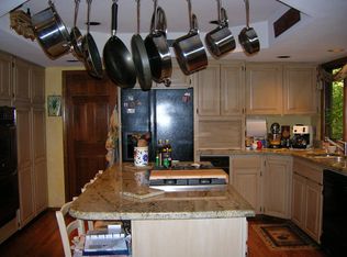 5644 Suncreek Dr, Lake Oswego, OR 97035