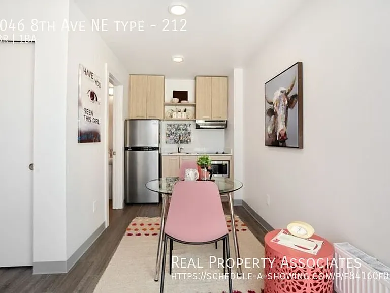 4046 8th Ave NE #212 — Photo 1
