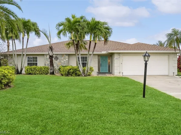 1605 Tredegar Dr, Fort Myers, FL 33919