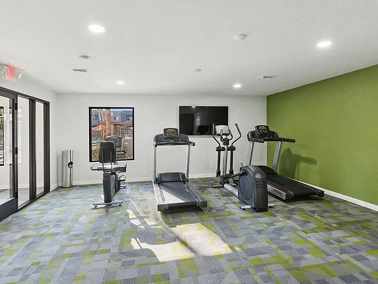 Tanque Verde Apartments — Photo 4