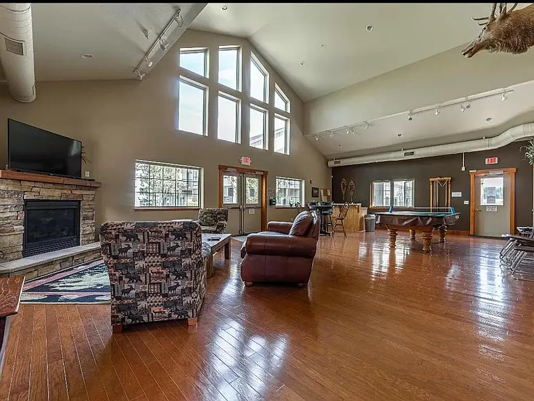 Silverleaf Dr — Photo 27