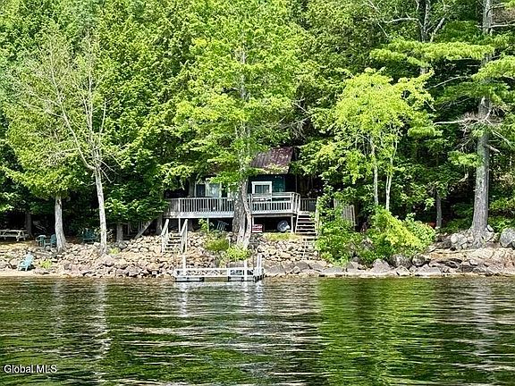 3rd image of 213 Adirondack Rd
