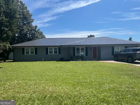 407 Oasis Dr, Dublin, GA 31021