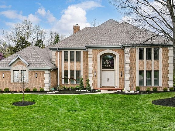 2nd image of 4825 Winding Creek Trl