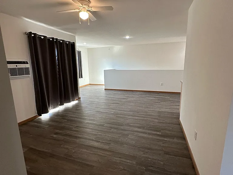 835 E Wisconsin St #602 — Photo 4