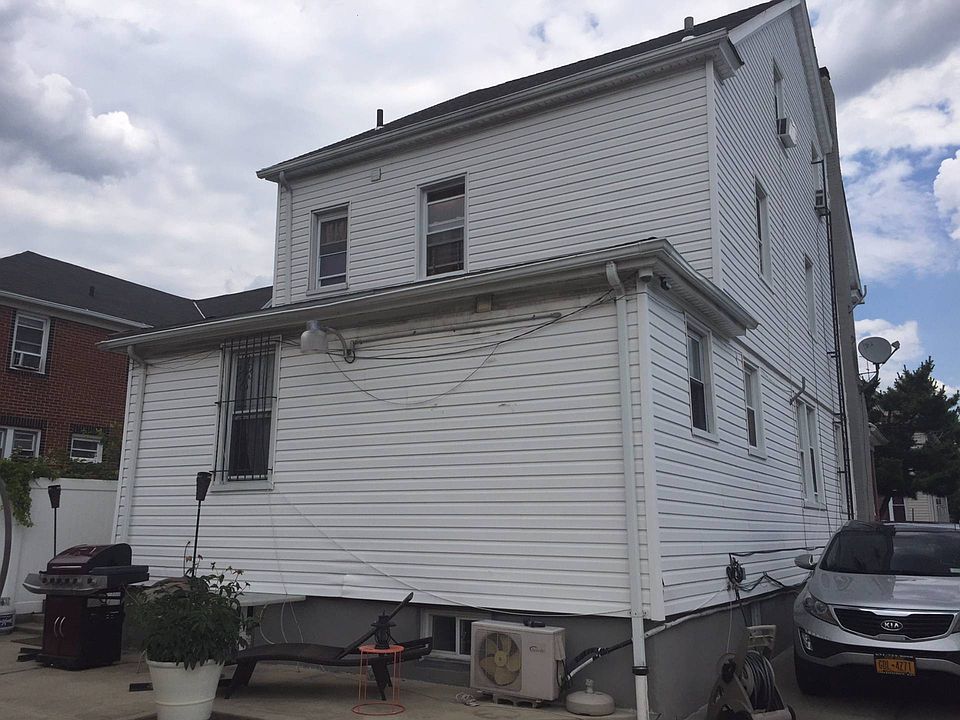 2nd image of 10728 170th St
