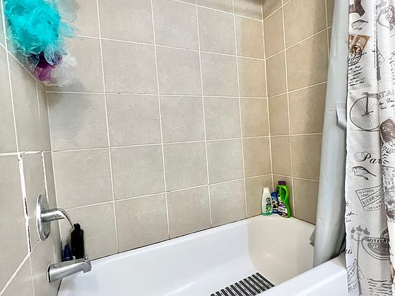5th image of 3243 S 49th Ave APT 102