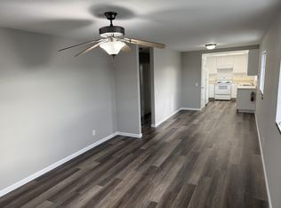 833 Russell Ave APT 15, Santa Rosa, CA 95403