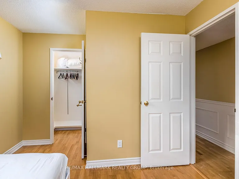 470 Laurier Ave W #902 — Photo 25