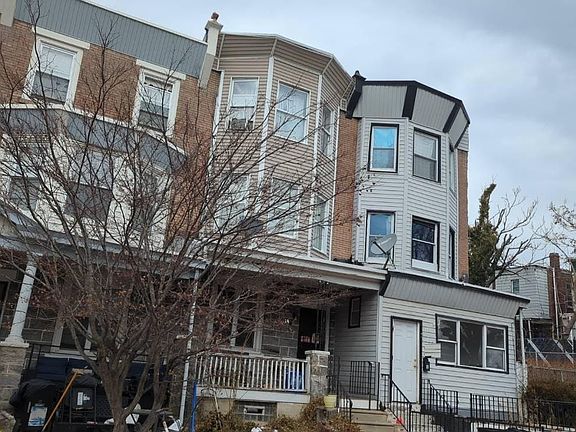 3rd image of 19 W Rockland St