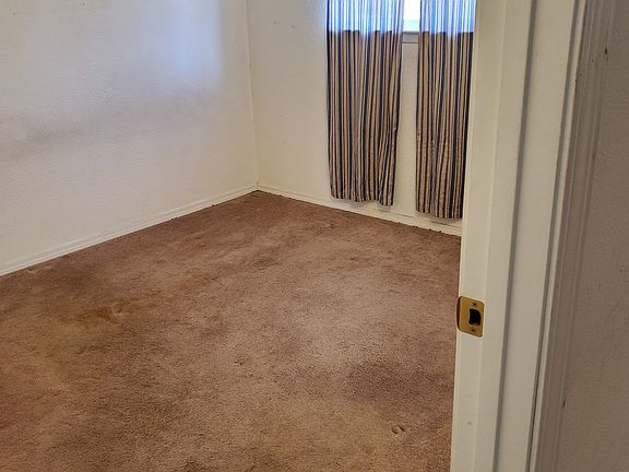 3rd image of 1428 Saunders Rd SW #2