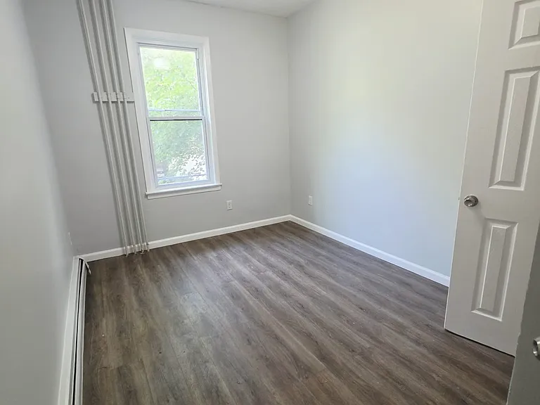 176 Garfield Ave #1A — Photo 12