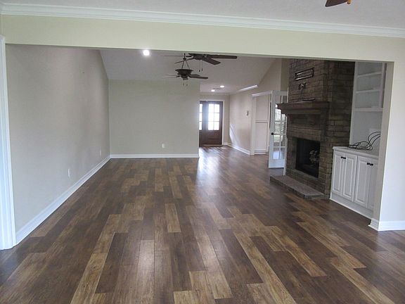 2nd image of 5820 Woodway Dr