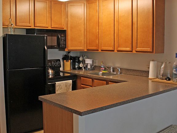 3rd image of 5813 Oakwood Dr APT F