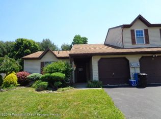 58 Harbor Cir, Freehold, NJ 07728