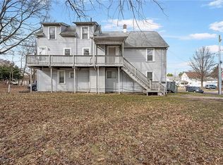812 Kling St, Akron, OH 44311