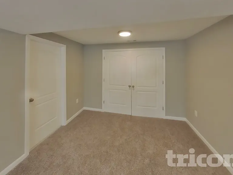 808 Ruxshire Dr — Photo 12