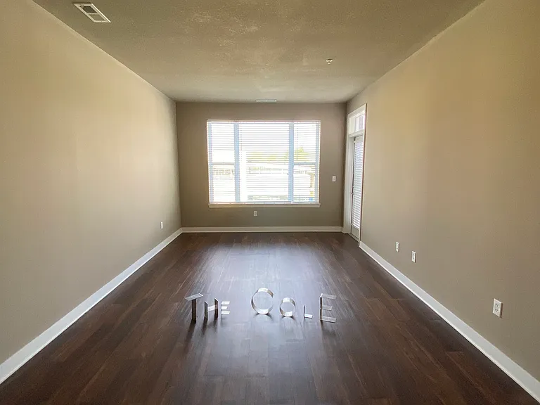 The Cole — Photo 49