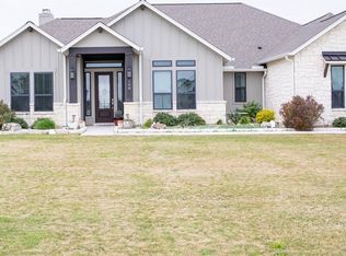 108 Escalera Ranch Rd, Victoria, TX 77905