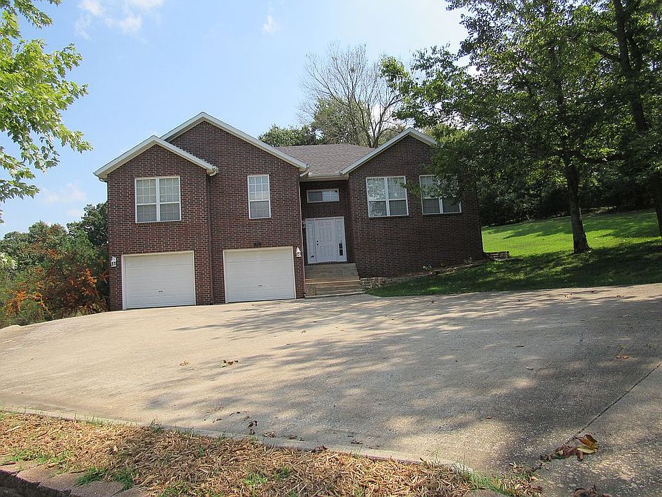1st image of 170 S Napier Ave