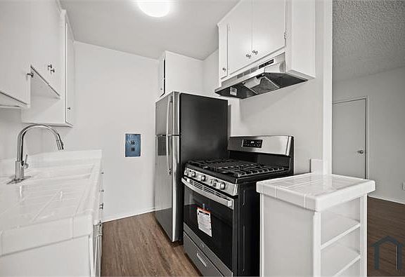 5th image of 12540 Pacific Ave APT 2