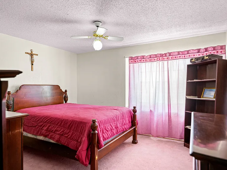 1300 James Kelley Dr — Photo 18