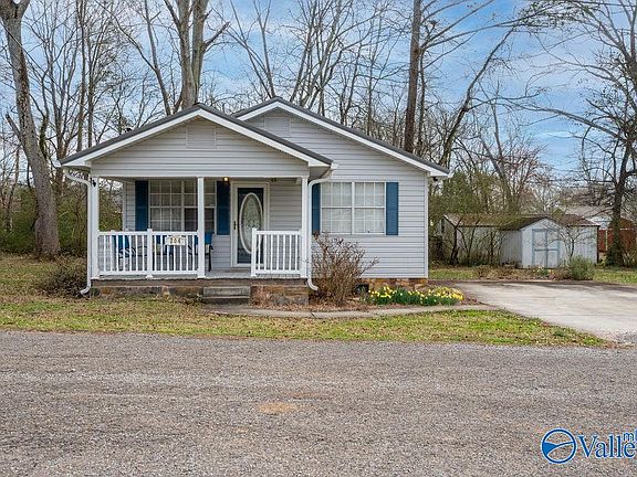 2nd image of 204 Yarbrough Ln