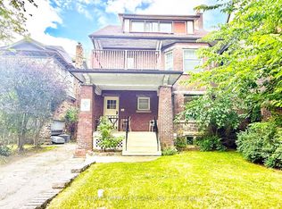 16 Foxbar Rd #2, Toronto, ON M4V2G6