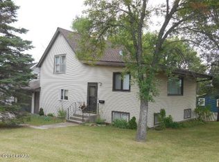 405 Ash St, Lisbon, ND 58054